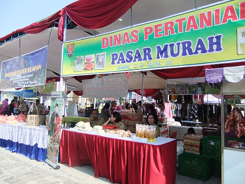 File:Bazar Ramadhan Semarang Pasar Murah.JPG
