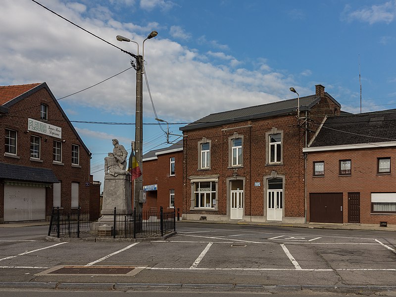 File:Bellaire, oorlogsmonument 1e Wereldoorlog foto7 2014-10-19 14.13.jpg