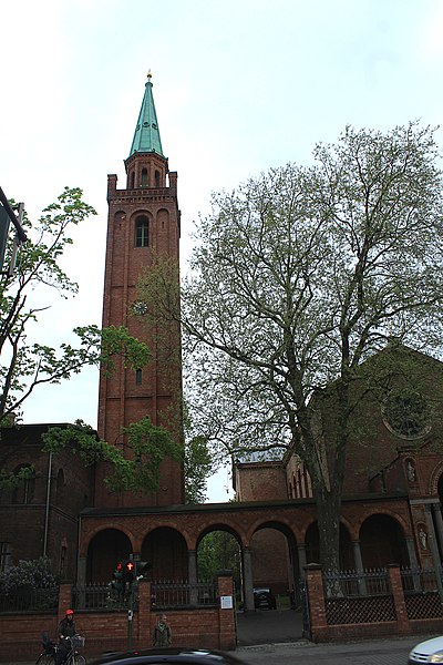 File:Berlin-Moabit, die Johanniskirche-2.JPG