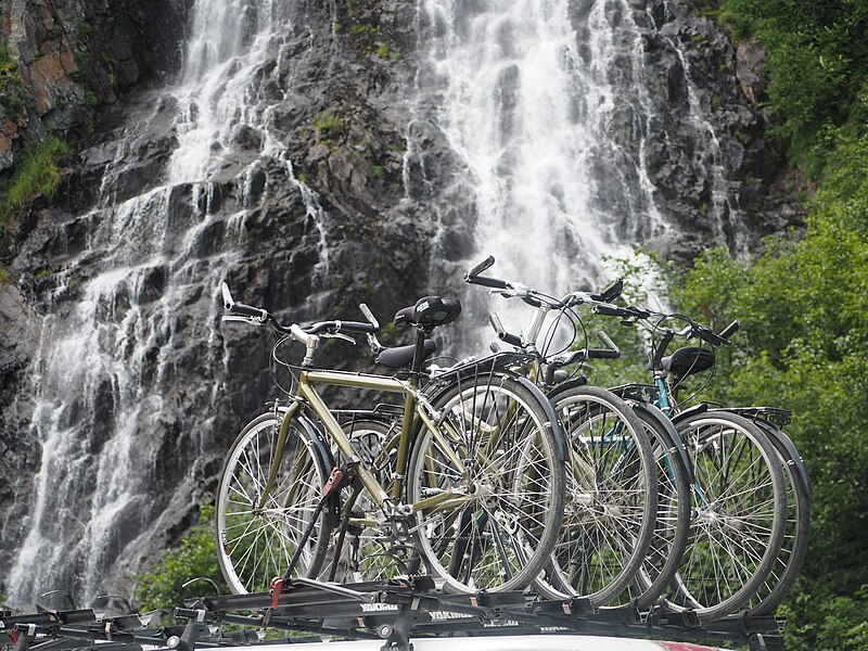 File:Bike Rack at Horseshoe Falls, Alaska (36337229236).jpg