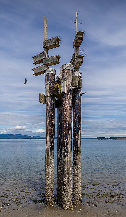 Birdhouses on Sidney Spit, Sidney Island, British Columbia, Canada 05.jpg
