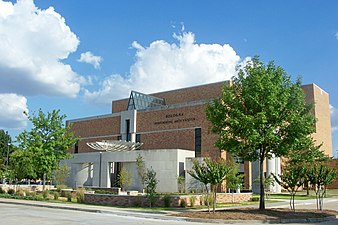 Cleveland (Mississippì), Bologna Performing Arts Center