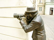 Bratislava Bronze Paparazzo.jpg