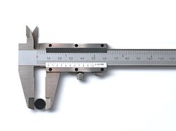 Cinta métrica - Wikipedia, la enciclopedia libre