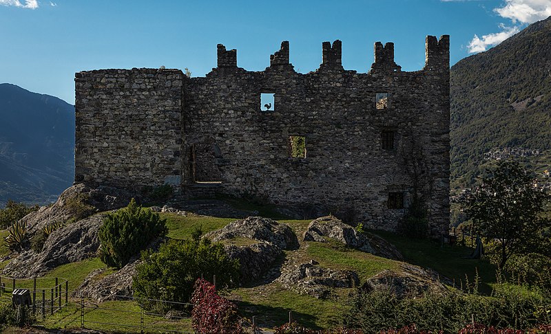 File:Castel Grumello.jpg