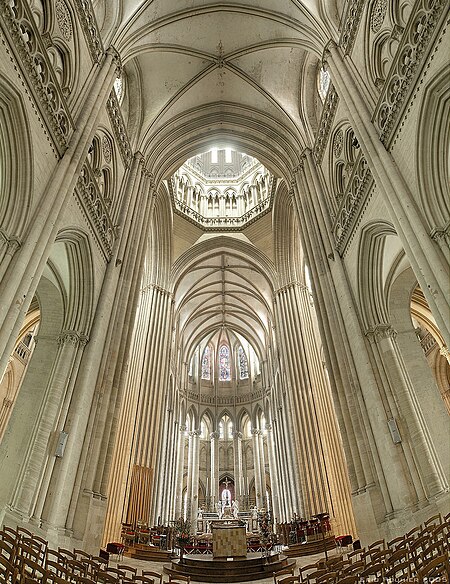 ไฟล์:Cathedrale_de_Coutances_bordercropped.jpg