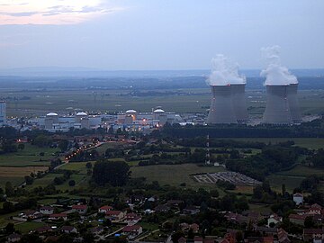 Файл:Centrale-nucleaire-Bugey.jpg