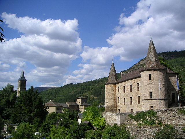 Castelo e campanário de Florac