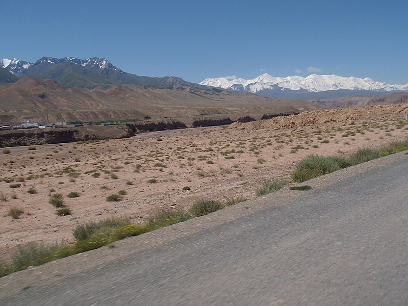 File:Chinese- Kyrgyzstan border - panoramio.jpg