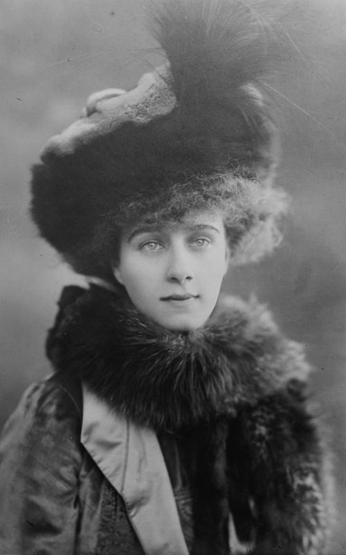 Countess Beatrice, c. 1910