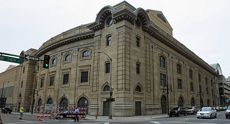 File:Denver Municipal Auditorium.JPG