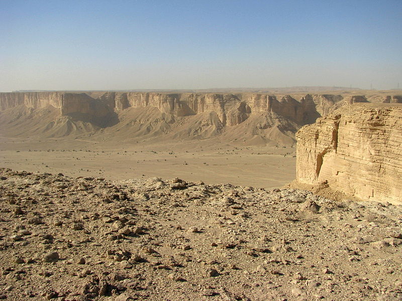 File:Desert canyon (3344010623).jpg