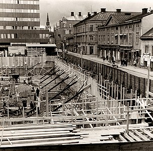 Byggnaden under uppförande