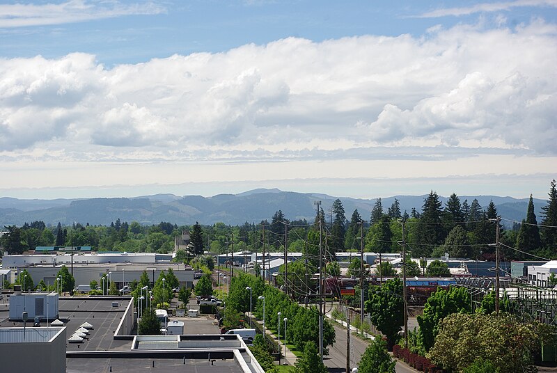 File:Downtown Hillsboro looking west.JPG