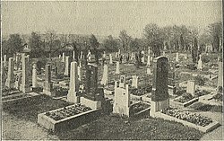 Pohled na hřbitov v polovině 30. let 20. století