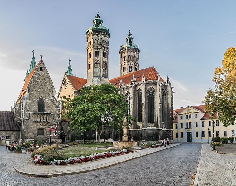 File:Exterior of Naumburg Cathedral 09.jpg