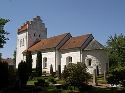 Farhults kyrka i juli 2008