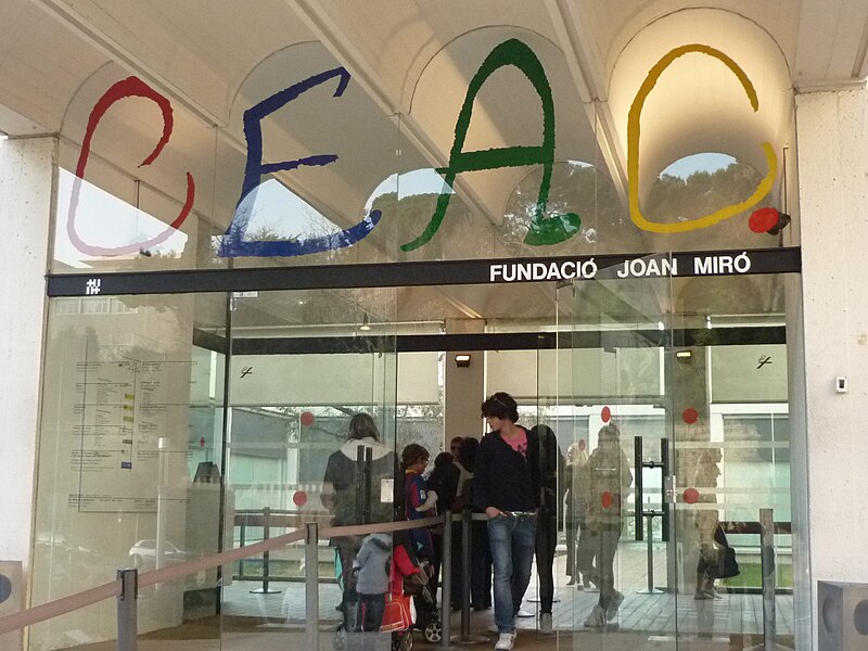 File:Fundació Miró Entrada.JPG