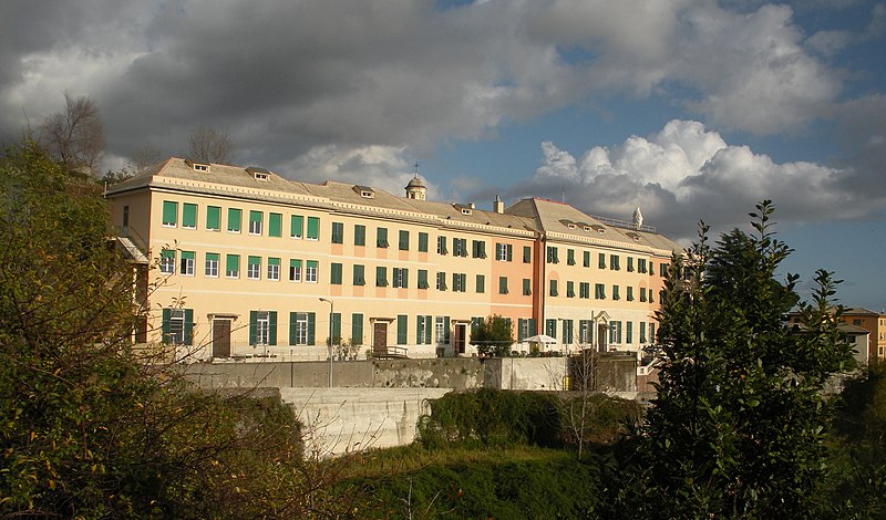 File:Genova Coronata villa Immacolata.jpg