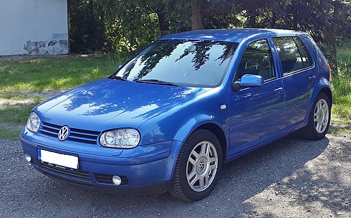 Golf mk4 (cropped)