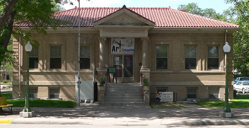 File:Goodland, Kansas Carnegie library from S 1.JPG