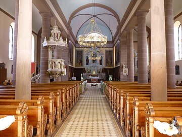 interior de la iglesia