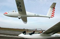 G 103 Twin Astir bei der Landung
