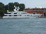 Battered Bull yacht, Builder: Feadship member Royal Van Len…