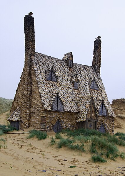 File:Harry Potter Shell Cottage Freshwater West.JPG