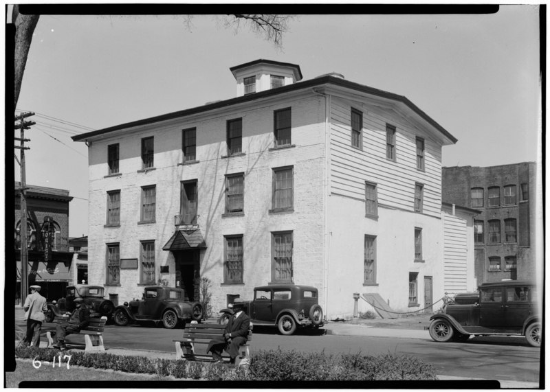 File:Historic American Buildings Survey R. Merritt Lacey, Photographer April 23, 1936 EXTERIOR - SOUTHWEST ELEVATION - Washington Mansion House Tavern, Main Street and Washington Place, HABS NJ,2-HACK,4-1.tif