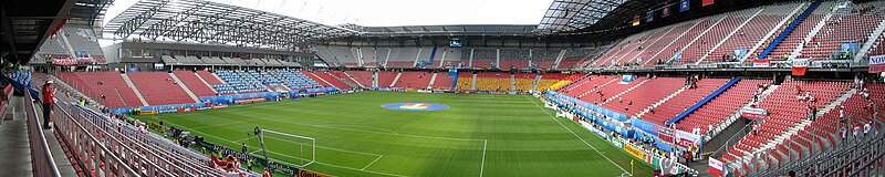 Panorama stadionu przed meczem Niemcy – Polska na Euro 2008