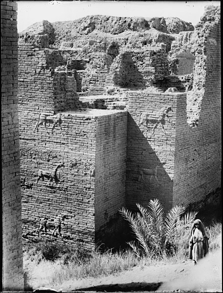 File:Ishtar-gate-بوابة-عشتار.jpg