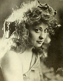 Jackie Saunders 1919.jpg