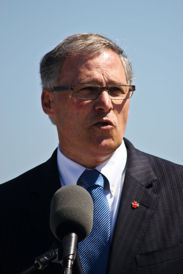 Inslee giving a speech regarding Boeing in May 2013