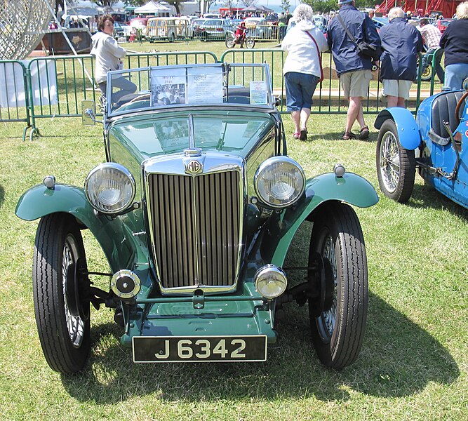 File:Jersey International Motoring Festival 2013 22.jpg