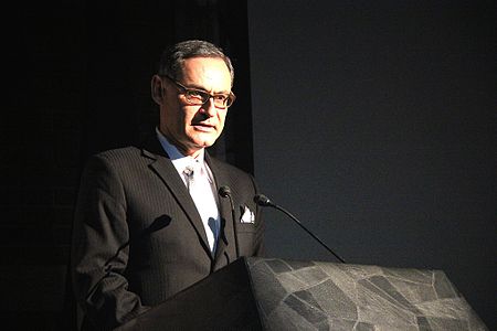 Jorge Arroyo during speech.jpg