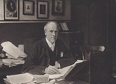 Karl Pearson, a founder of mathematical statistics. Karl Pearson, 1910.jpg