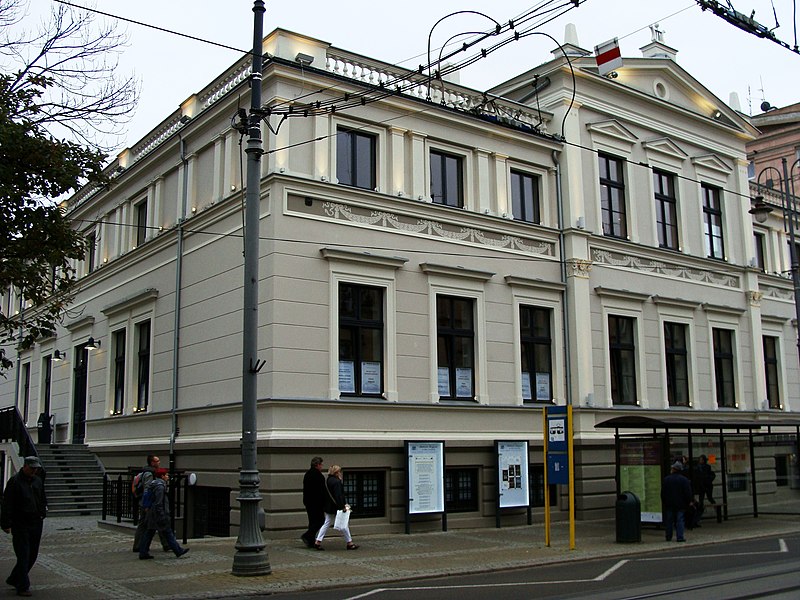File:Kasyno Cywilne, ob. budynek Akademii Muzycznej, 1887 Bydgoszcz, ul. Gdańska 20 (6).JPG