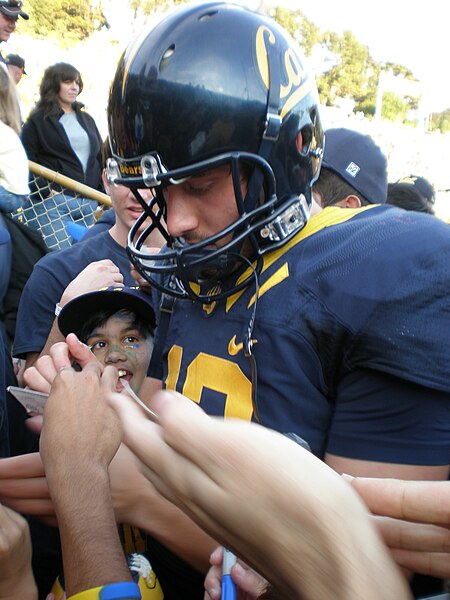 File:Kevin Riley after 2008 Big Game.JPG