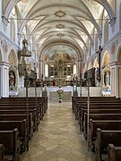 Blick zum Chor mit Altar