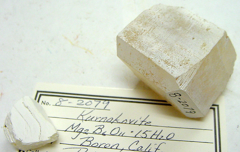 File:Kurnakovite.jpg