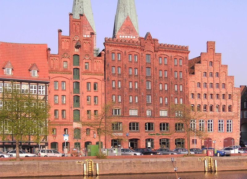 File:Lübeck-Brick.Gothic.houses.12.jpg