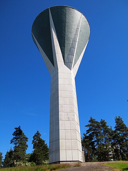 File:Lahti - water tower 2.jpg