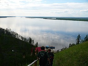 Lena River near Yakutsk (synchroswimr).jpg