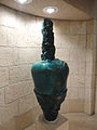 כד אבן, 1993 חומר, זיגוג אלקלי, 165 ס"מ אוסף עיריית ירושלים