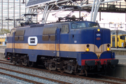 ACTS 1251 shunting at Amsterdam CS in 2010.