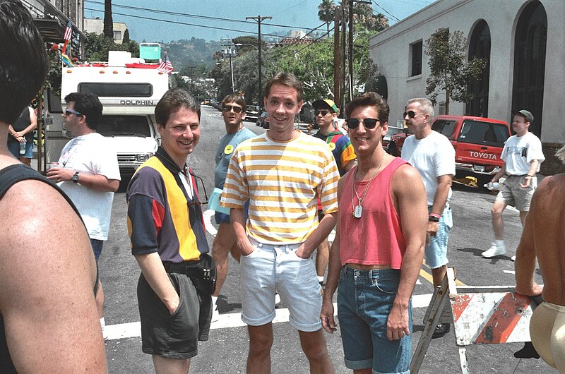 File:Los Angeles Pride 1993 072.jpg