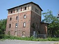 Lokbahnhof Gaschwitz: Lokschuppen mit angrenzendem Funktionsbau und Resten der Gleisanlagen