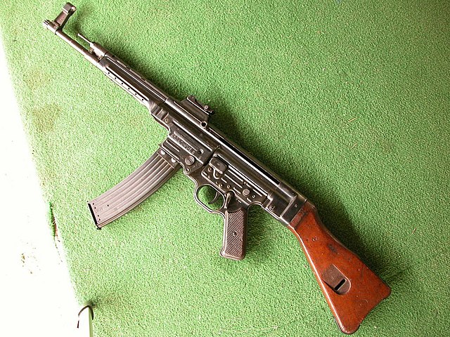 StG 44 - Wikipedia