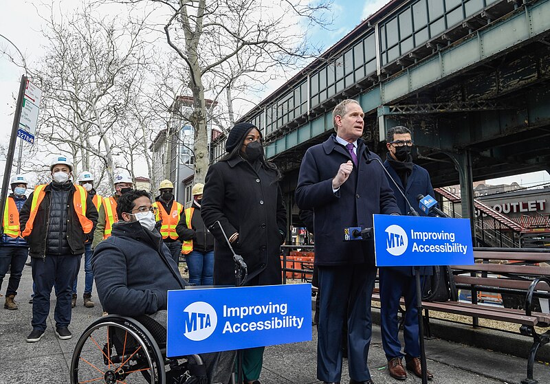 File:MTA Completes Renovations at 170 St 4 Station (51828673083).jpg